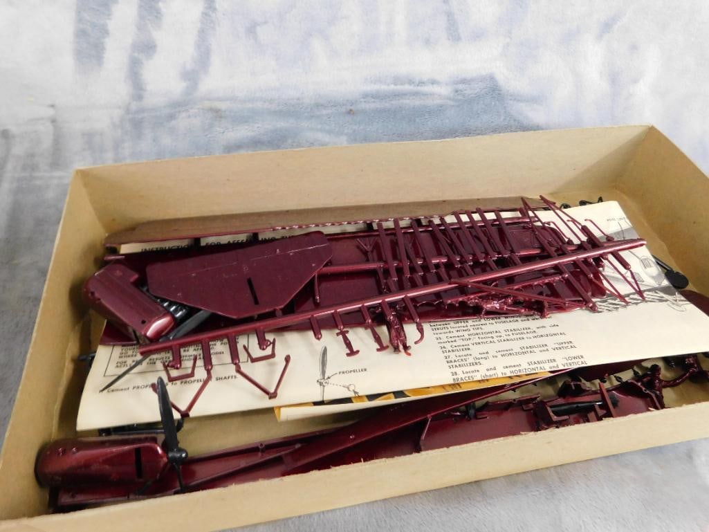 Group of 4 Vintage Plastic Models - Original Boxes - As Is - 9