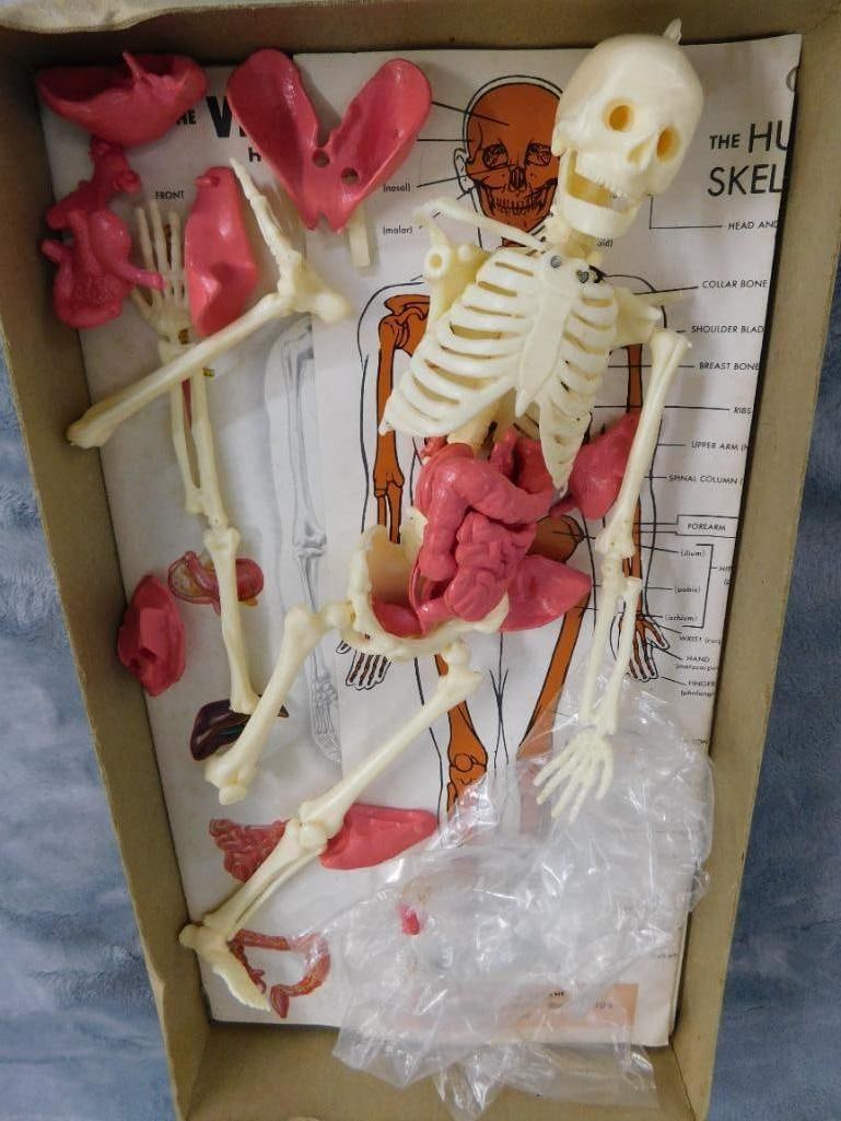 Group of 4 Vintage Plastic Models - Original Boxes - As Is - 9