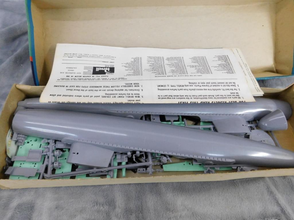 Group of 4 Vintage Plastic Models - Original Boxes - As Is - 6
