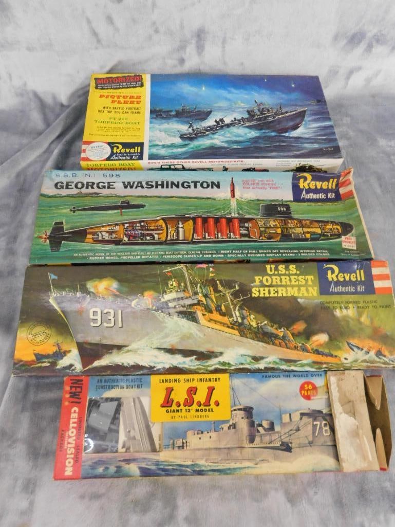 Group of 4 Vintage Plastic Models - Original Boxes - As Is - 9