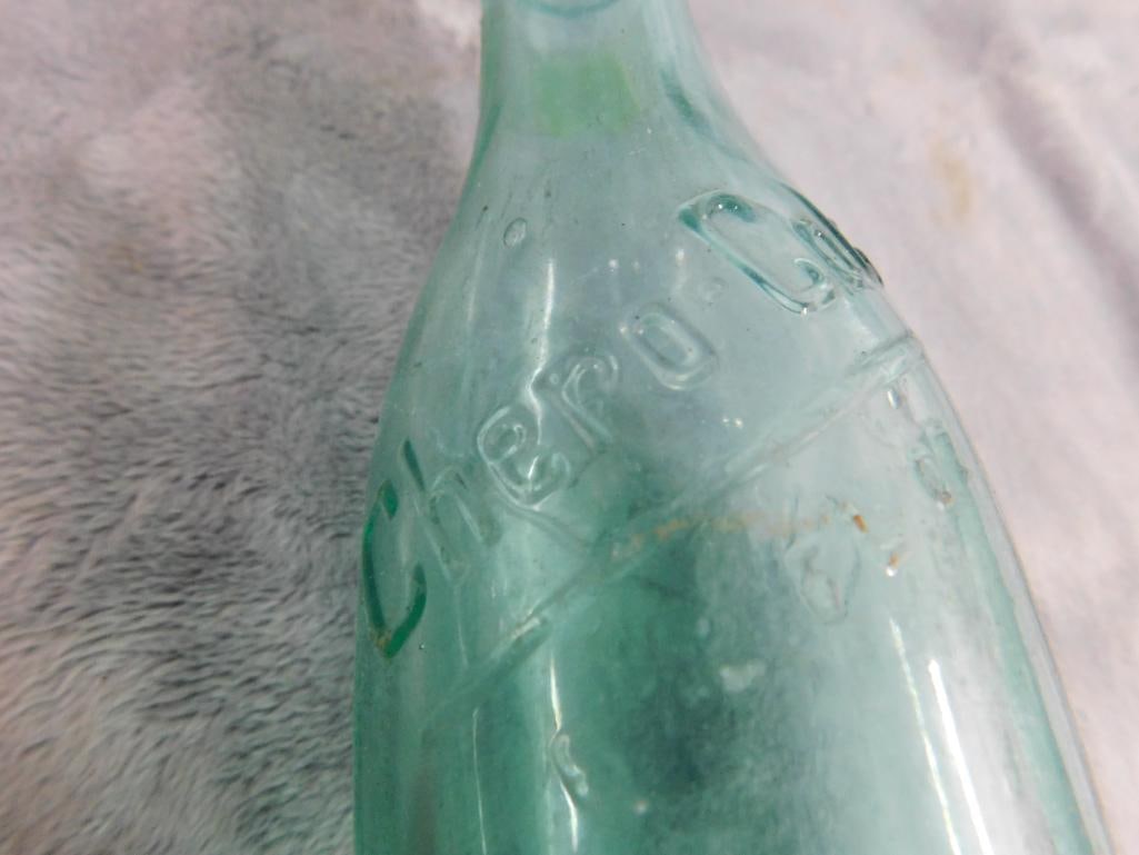 Vintage Metal 6 Pack Holder - 6 Vintage Bottles - 4
