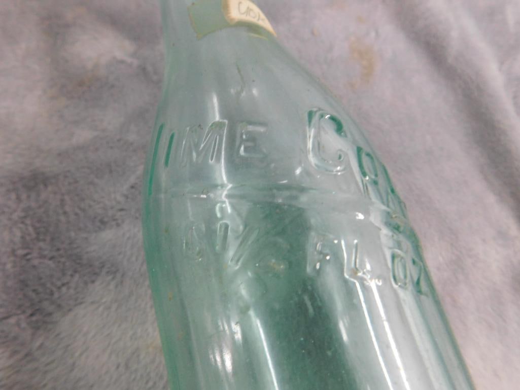 Vintage Metal 6 Pack Holder - 6 Vintage Bottles - 8
