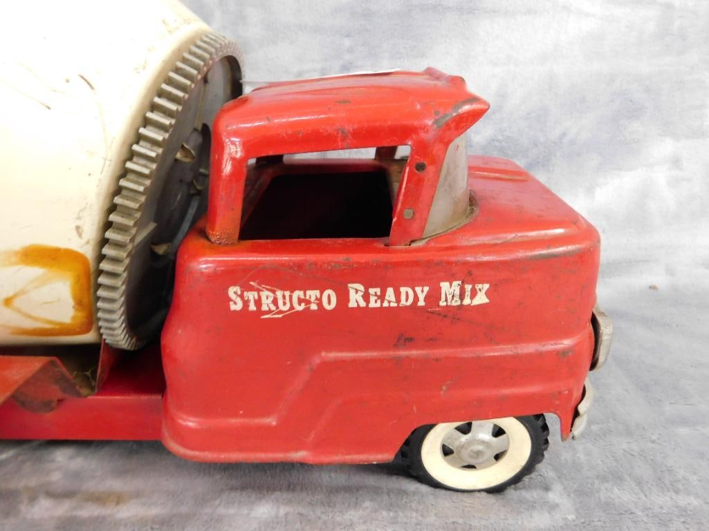 Vintage Structo "Ready Mix" Cement Truck - Toy - 9" x 15" x 17.5" - 2