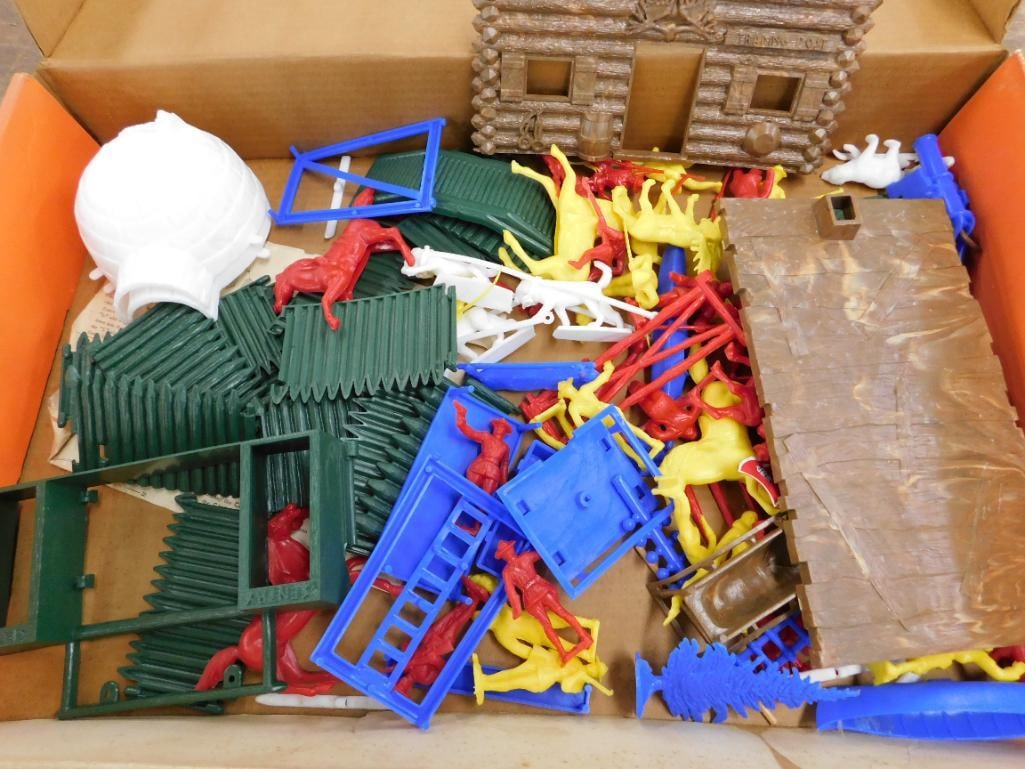 Ideal - Royal Canadians Mounties Headquarters - Play Set - As Is - Original Box - 11