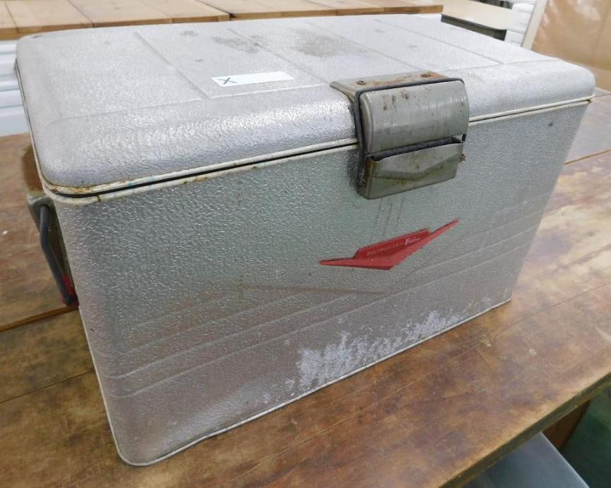 Vintage Poloron Thermaster Chest Cooler - 13.5" x 22.5" x 14": See Photos For Condition and Details