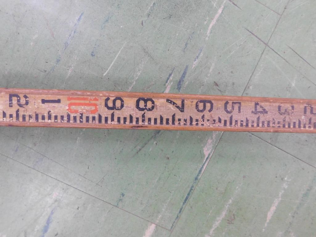Measuring Tool For Use with a Transit - 4