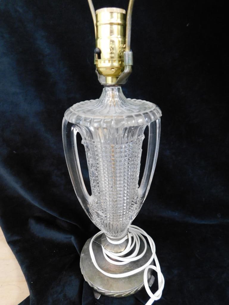 Aladdin Electric Table Lamp - Glass Core - Base Has Crack - 23.25" x 5.5" - 7