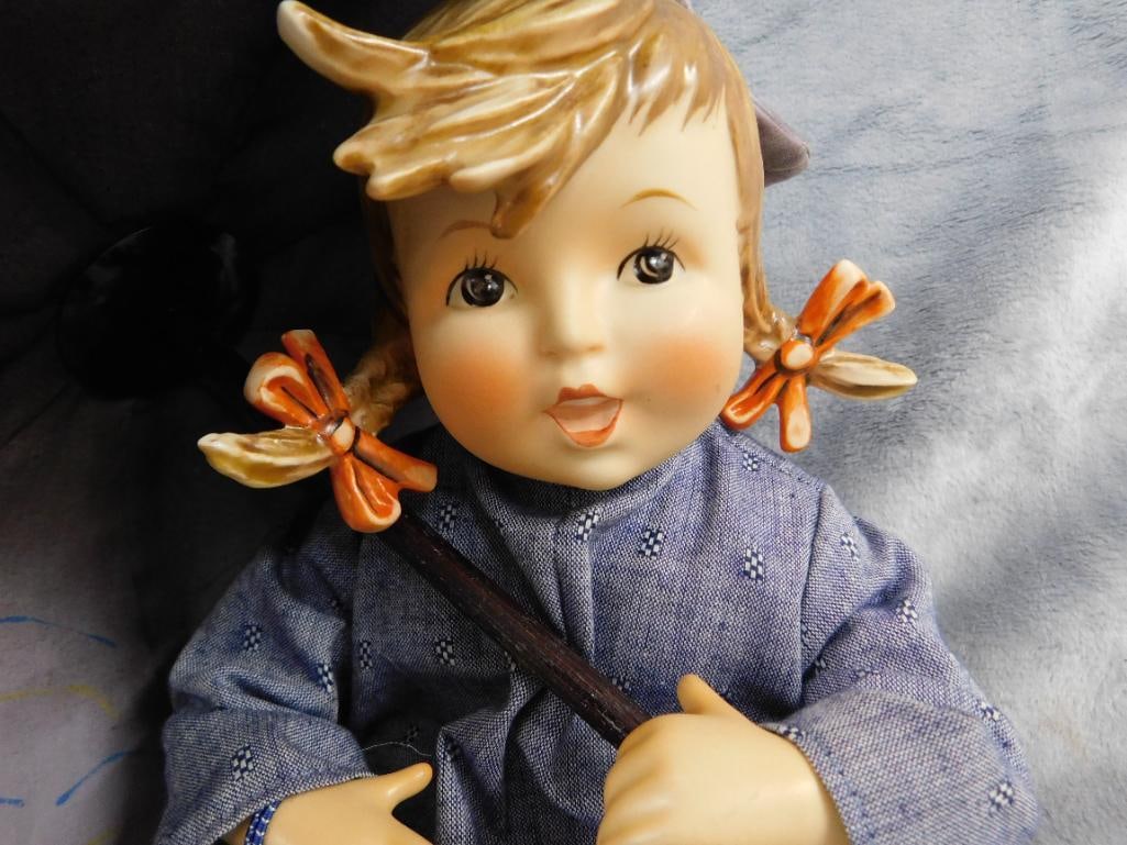 Hummel Umbrella Girl Doll - 9" x 9" x 8" - 4