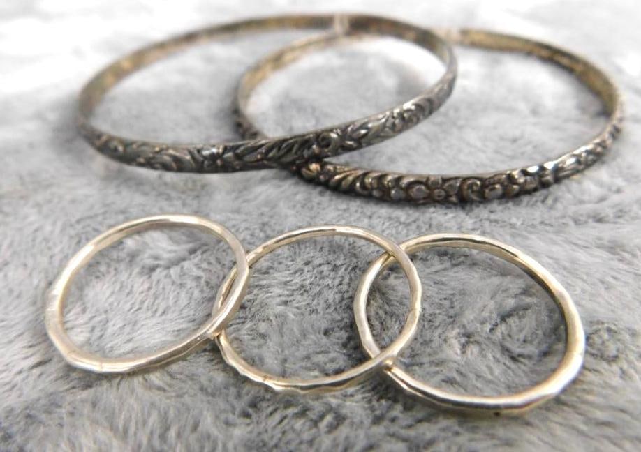Sterling Silver - 2 Bangle Bracelets - Group of 3 Stacking Rings - Size 8 - 28.55 Grams (1 of 10)