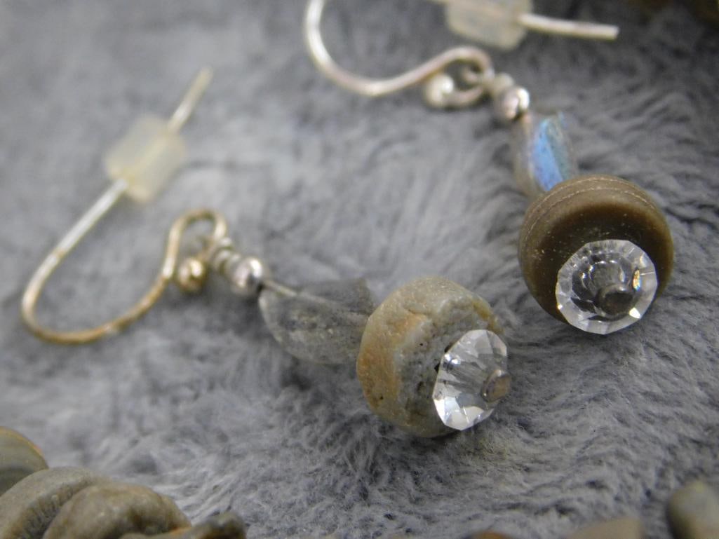 Sterling Silver - Matching 19" Labradorite and Crinoid Necklace and Pierced Earrings - 3