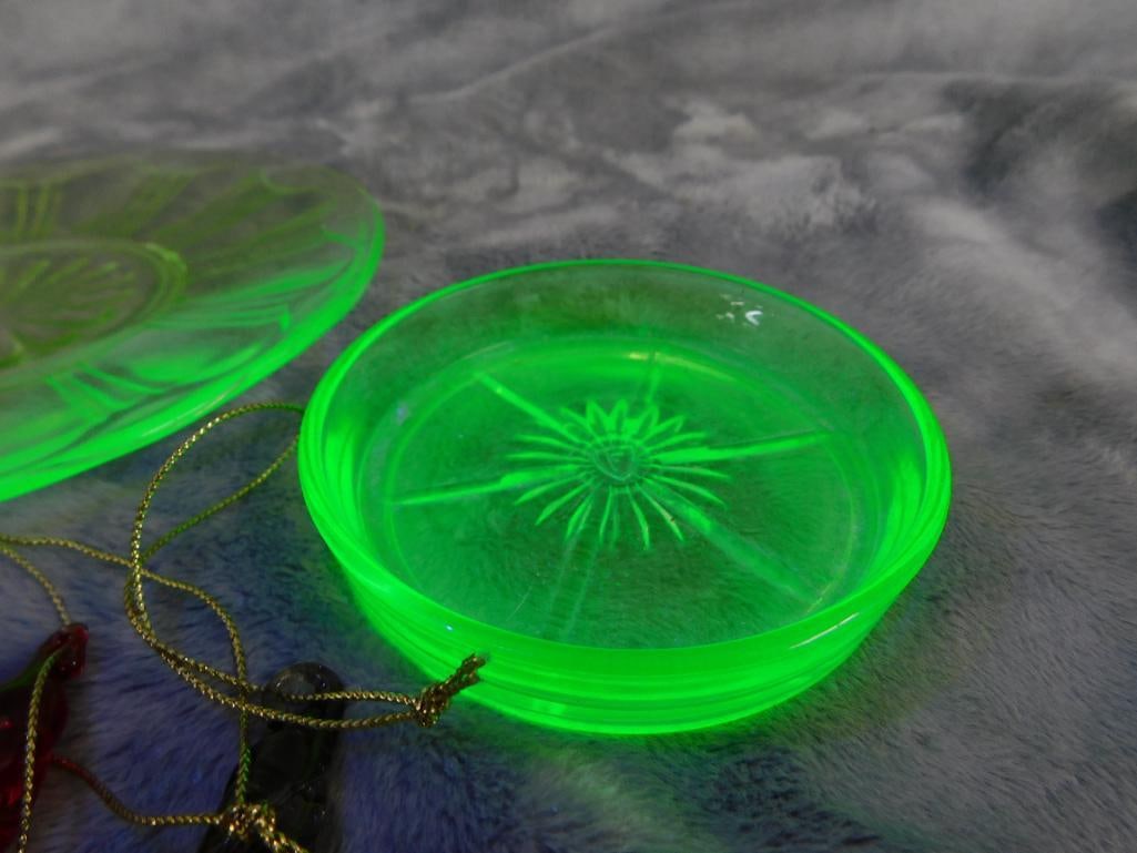 Box Lot - Glass Icicles - Crystal Top Hat - Vaseline / Uranium Glass Coaster and Plate - 6