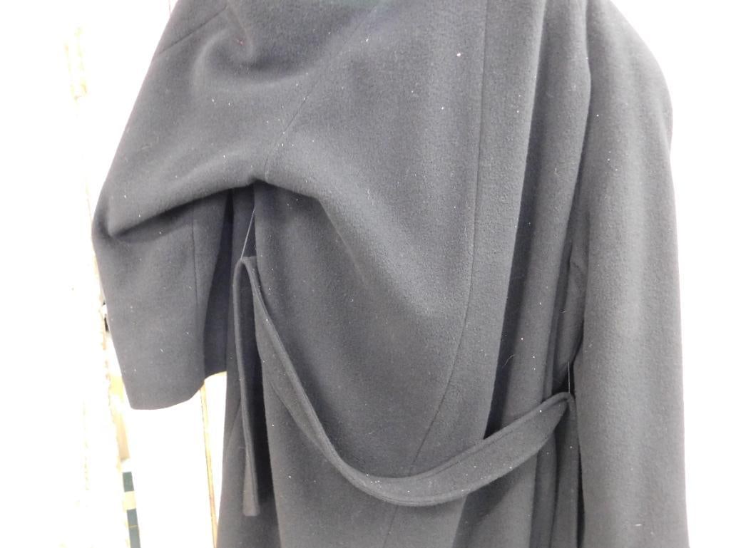 Vintage Ladies Wool 3/4 Length Coat with Real Fur Collar - Size 14 - 55" Long - 8