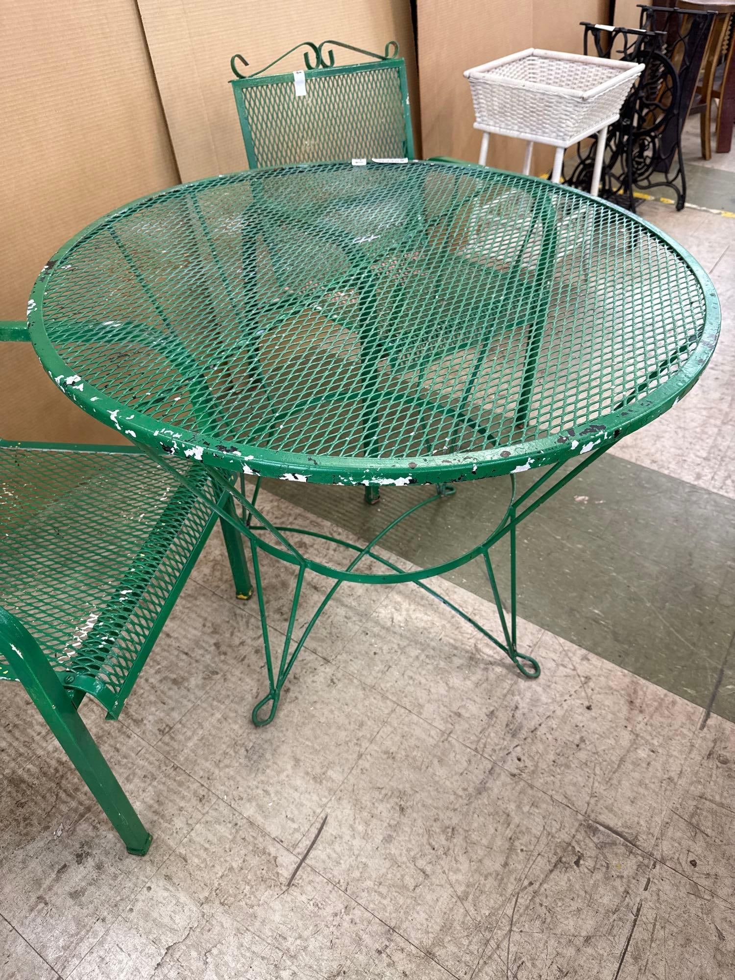 Green painted outdoor table and chairs - 3