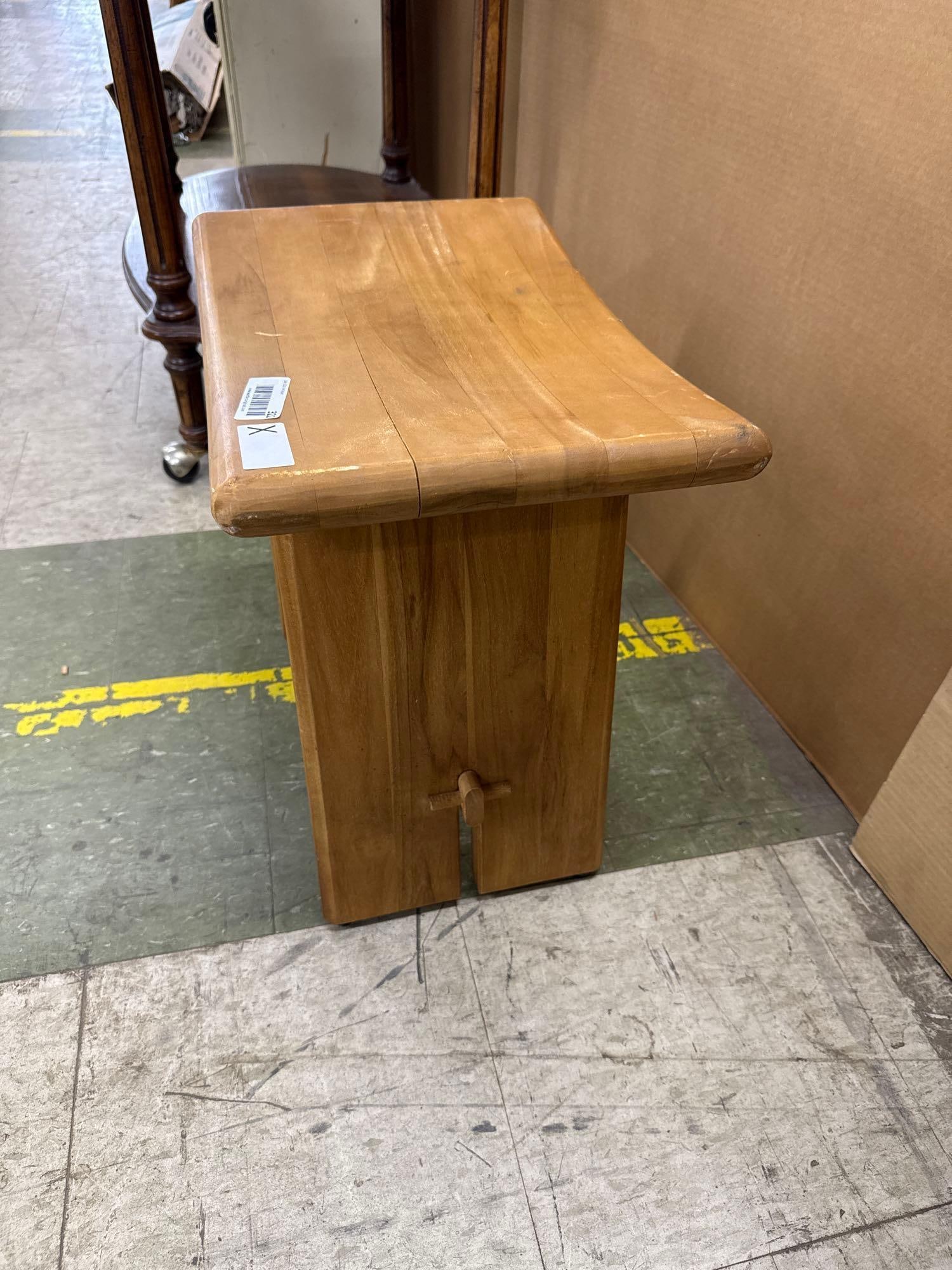 Teak stool with curved top - 3