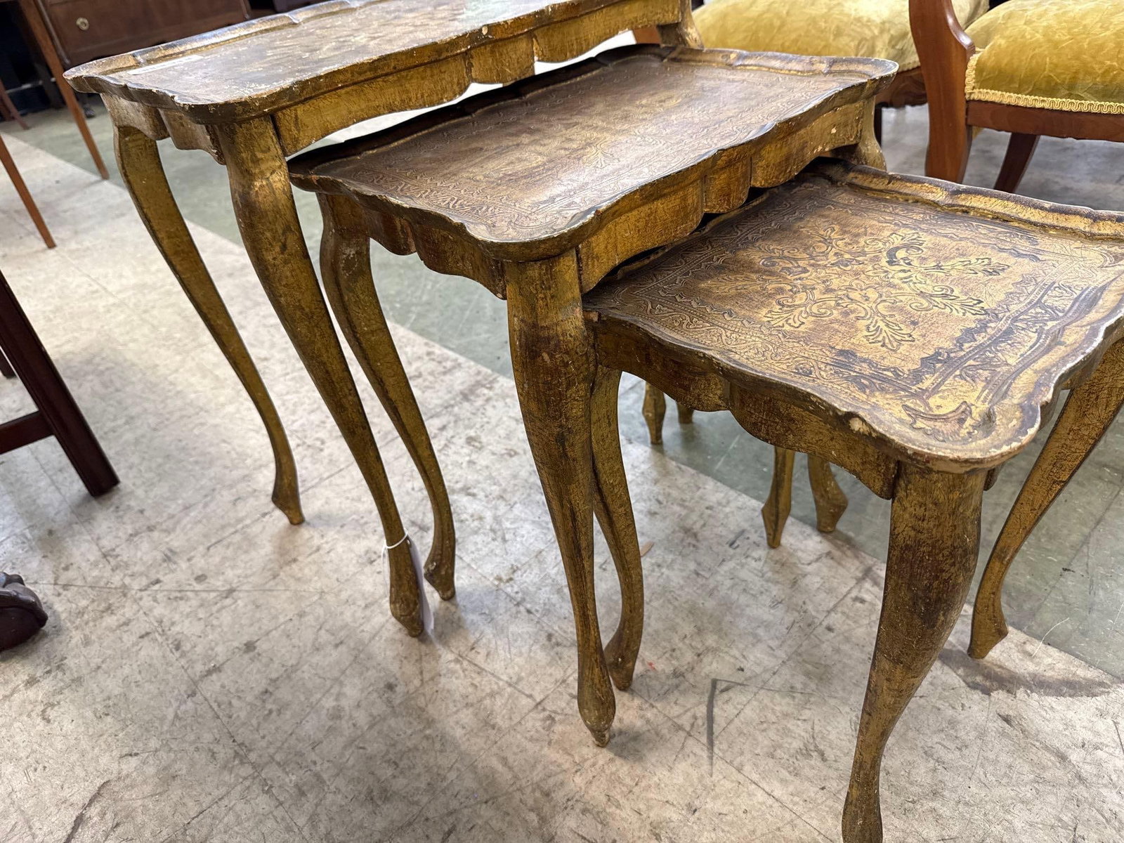 set of three nesting tables - 2