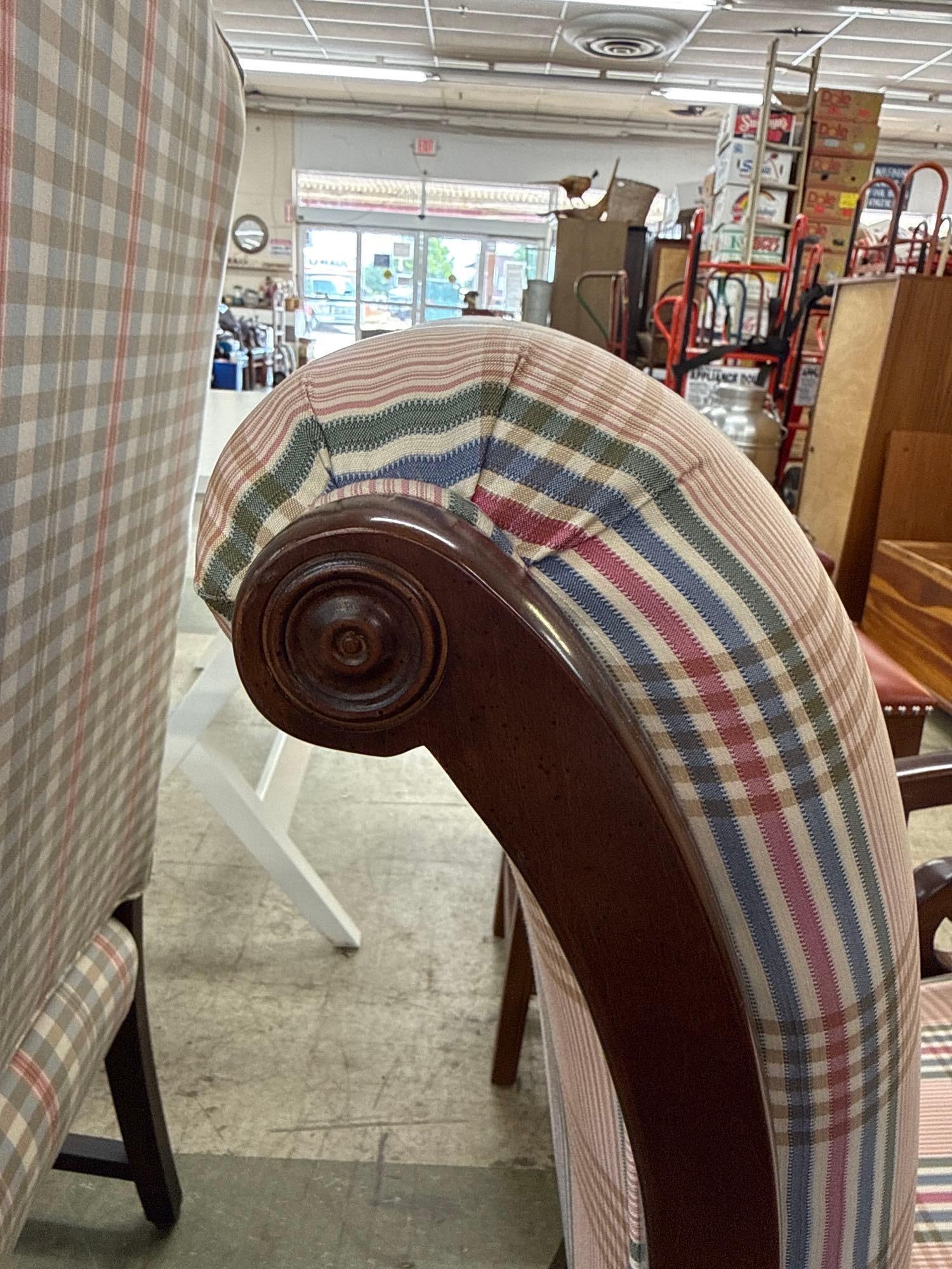 upholstered armchair - 4