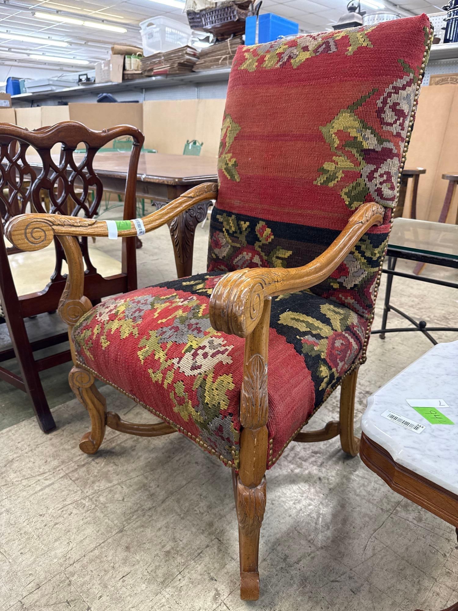 upholstered armchair - 2