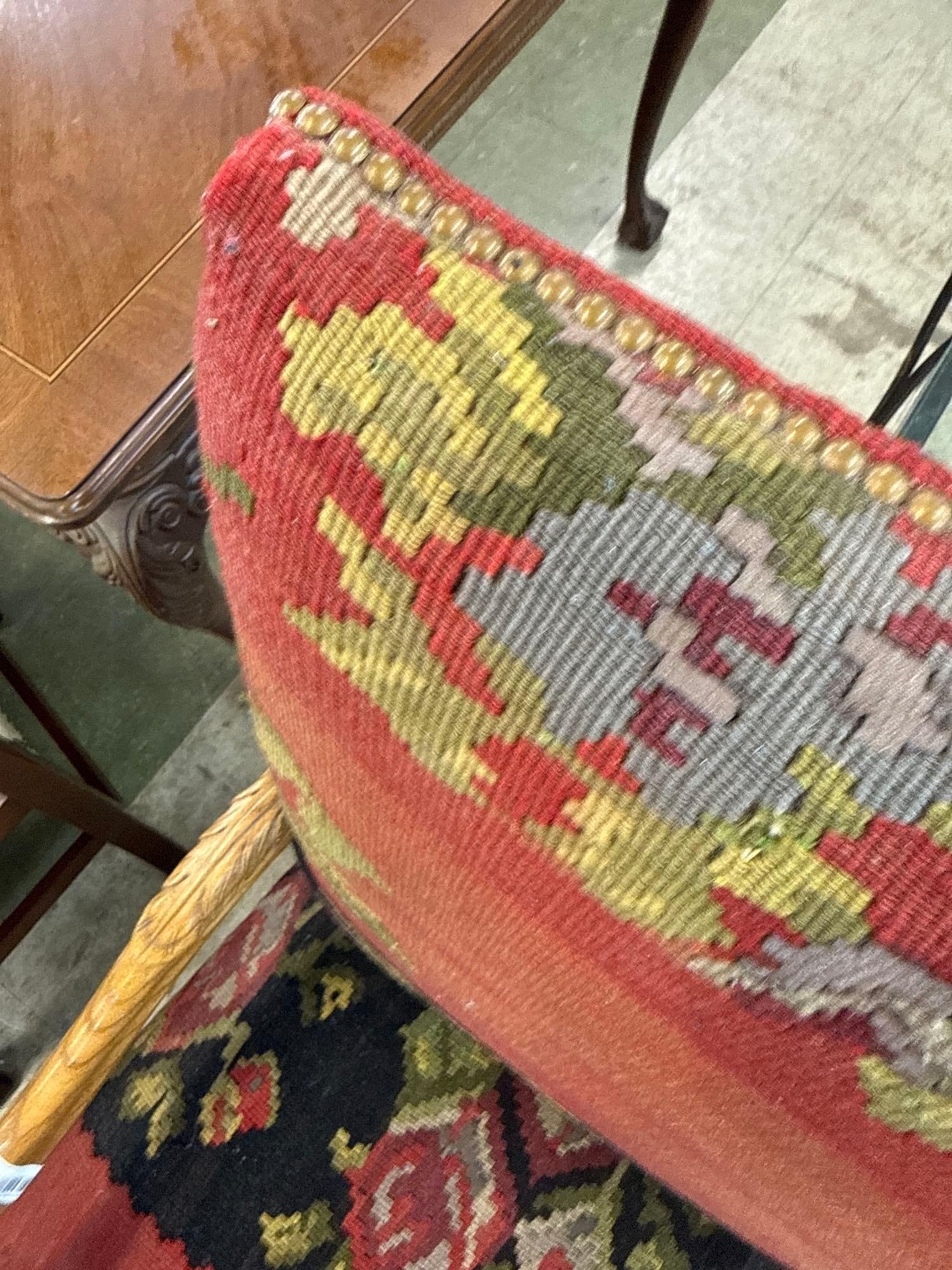 upholstered armchair - 3