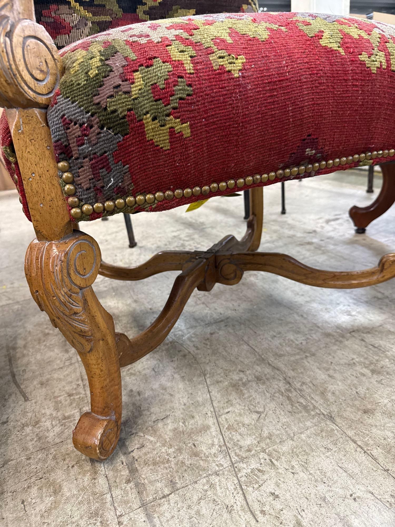 upholstered armchair - 5