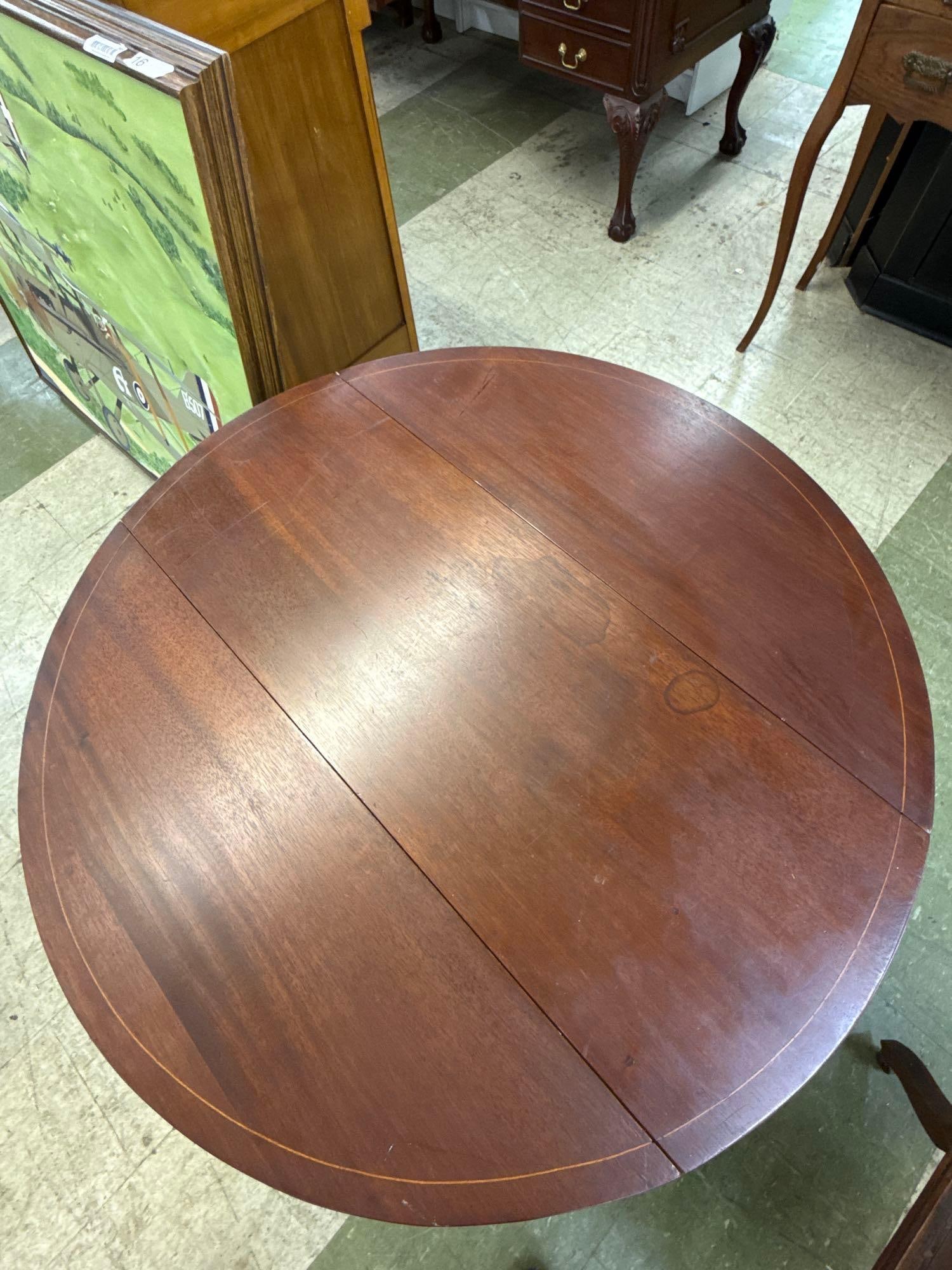 round gate leg table - 2