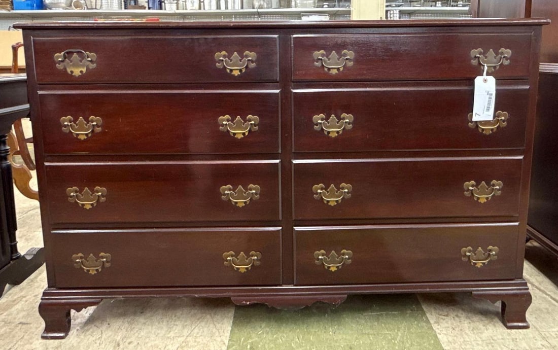 mahogany Dresser (1 of 5)