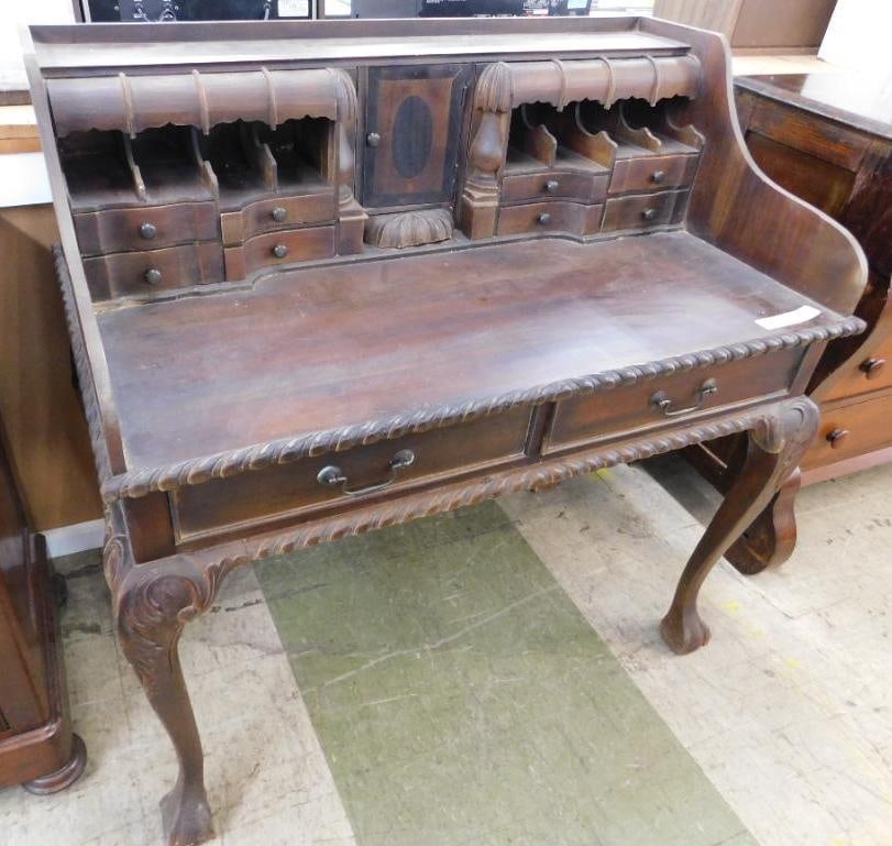 chippendale style mahogany desk (1 of 11)