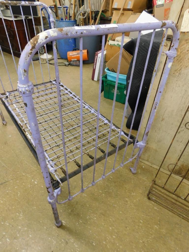 antique iron childs bed - 2