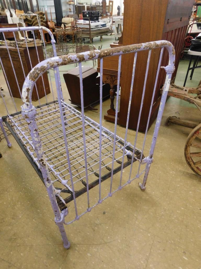 antique iron childs bed - 6