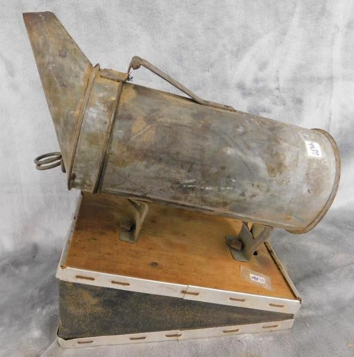 Vintage Bee Hive Smoker - 9.75" x 8.5" x 5": See Photos For Condition and Details