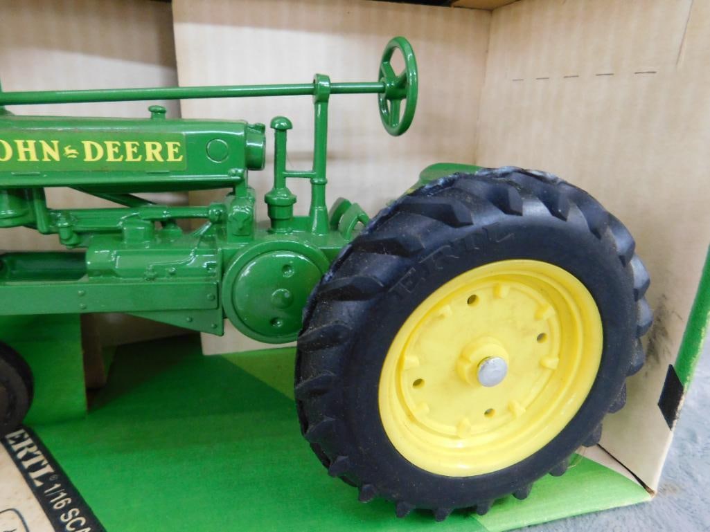 Ertl 1/16 Scale 1934 John Deere Model A Tractor - #539DO - Original Box - 7
