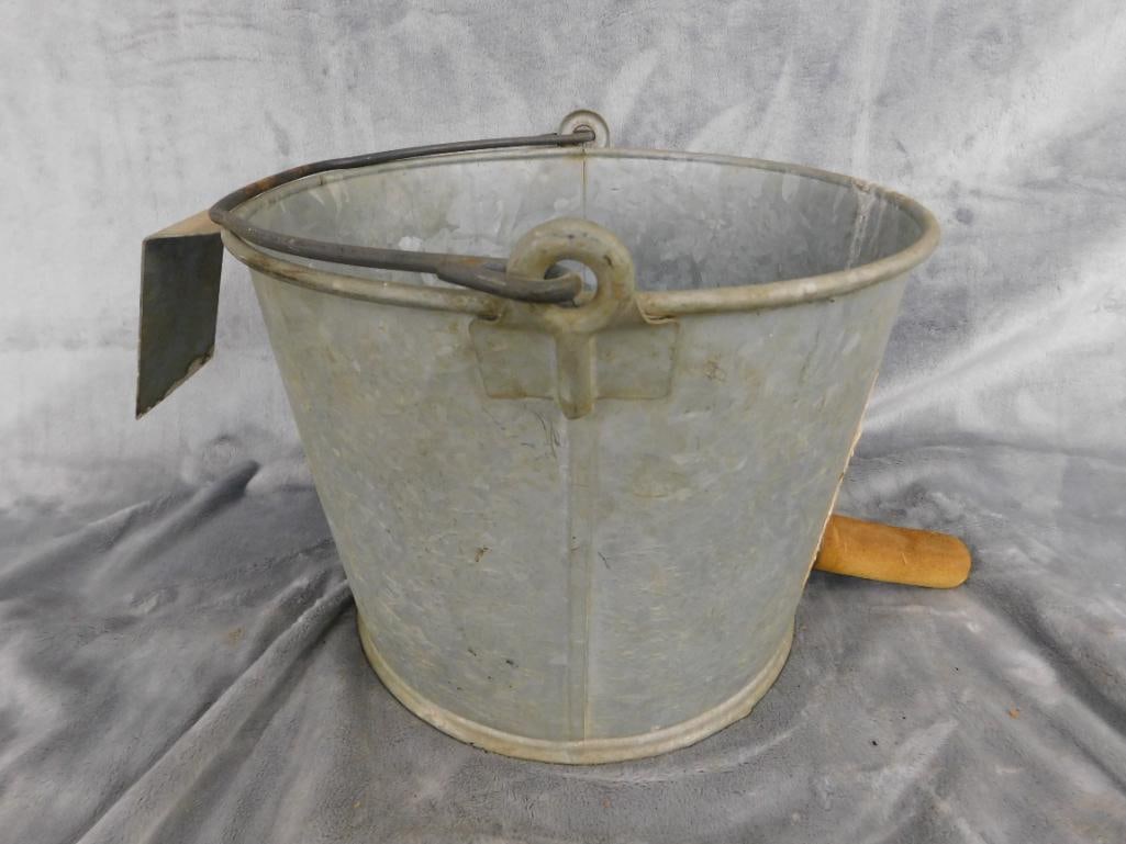 Galvanized Steel Nipple Pale - 8" x 15"x 10" - "Nipple" Has Dry Rotted - 7