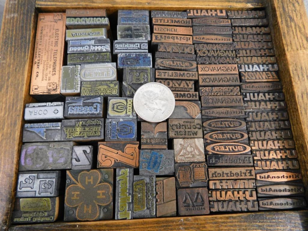 1 Trays Full of Mini Advertising Copper Printers Blocks - 2