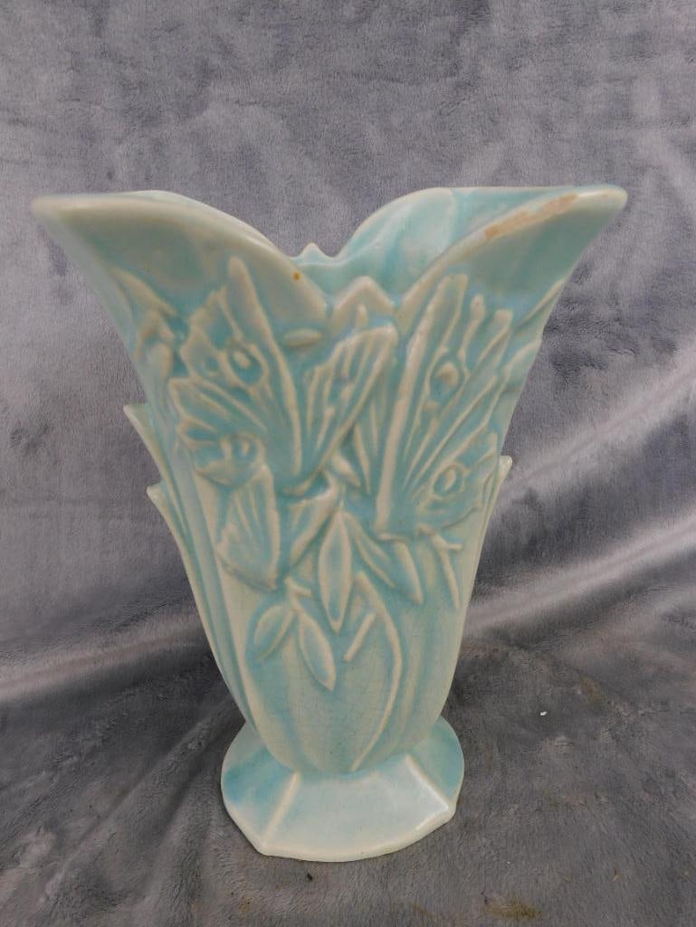 Vintage Nelson McCoy Pottery Vase - Chip On Base - 9" x 6" x 4" - 10