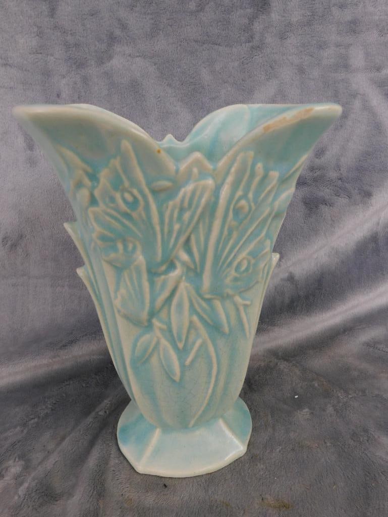 Vintage Nelson McCoy Pottery Vase - Chip On Base - 9" x 6" x 4" - 9