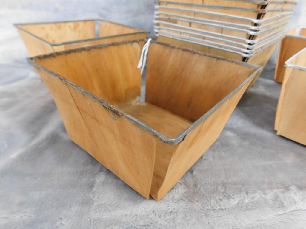 Group of 20 Vintage Berry Quart Baskets - Each 3" x 5.5"x 5.5" - 2