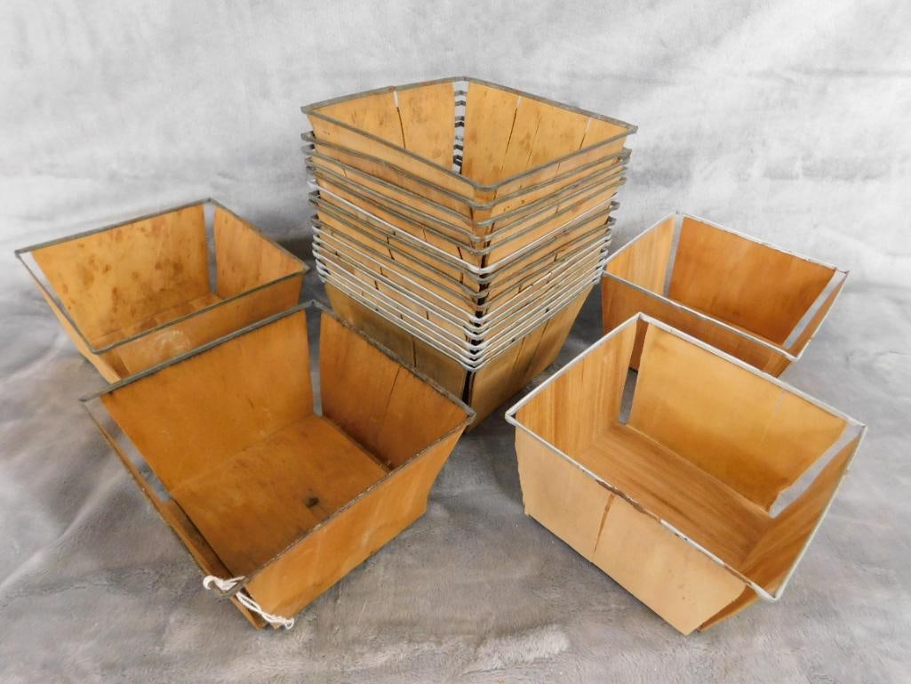 Group of 20 Vintage Berry Quart Baskets - Each 3" x 5.5"x 5.5" - 6