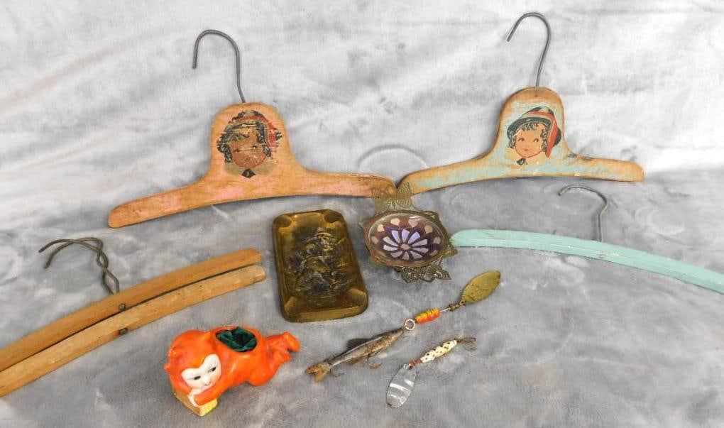 Box Lot with Butterfly Wing Trinket Tray - 1945 French Ashtray - Devil Pin Cushion (1 of 19)