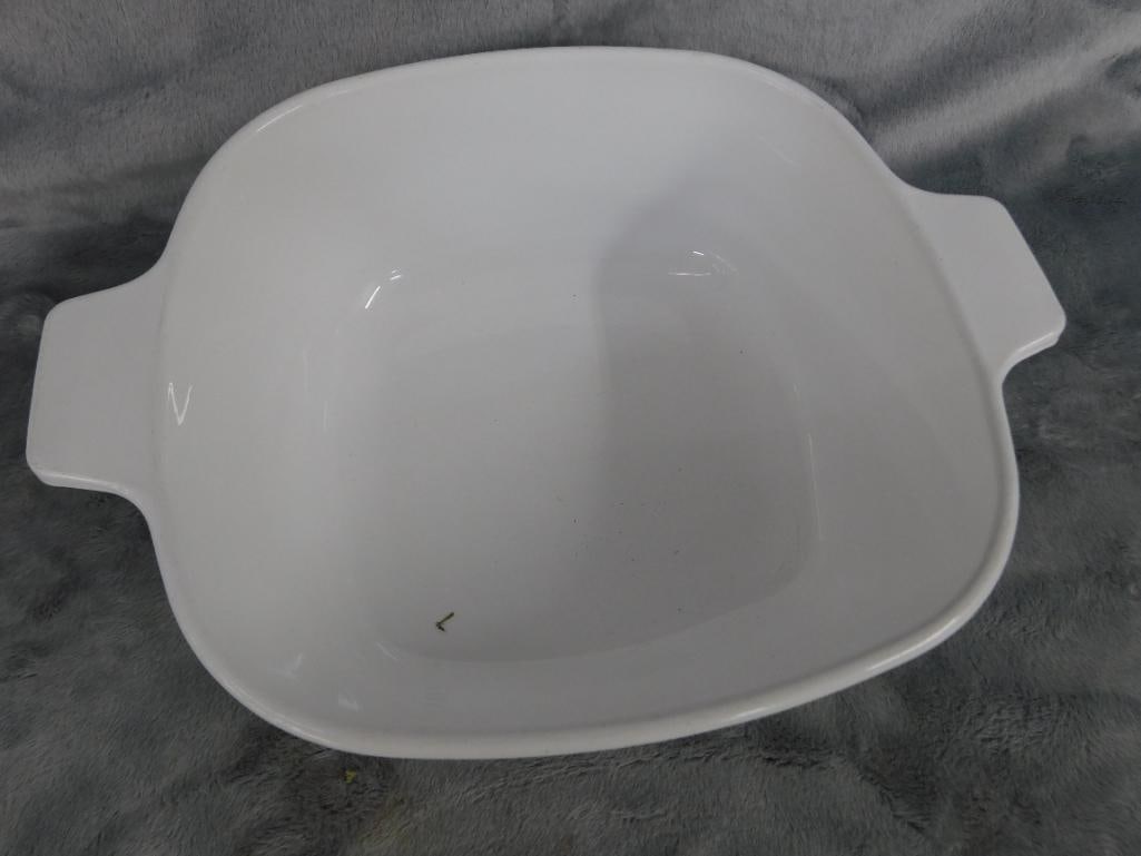 Corning Ware Blue Corn Flower Lidded Casserole - 5" x 9"x 7" - 4