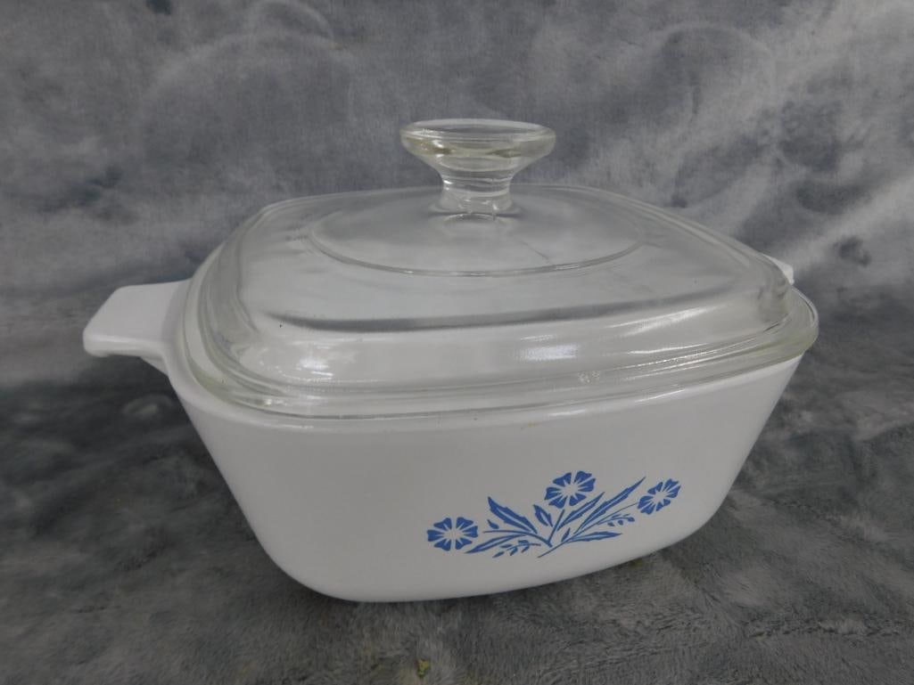 Corning Ware Blue Corn Flower Lidded Casserole - 5" x 9"x 7" - 6