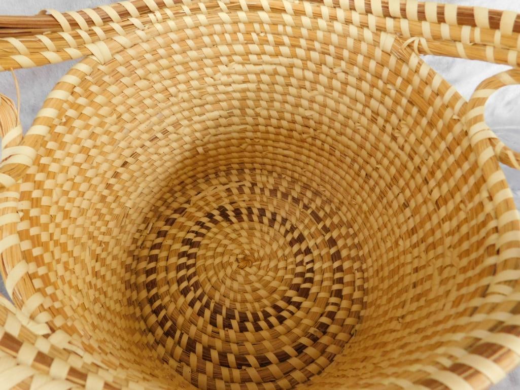 Charleston SC Sweet Grass Basket - Needs Repair - Handled -9.5" x 14" x 11" - 2
