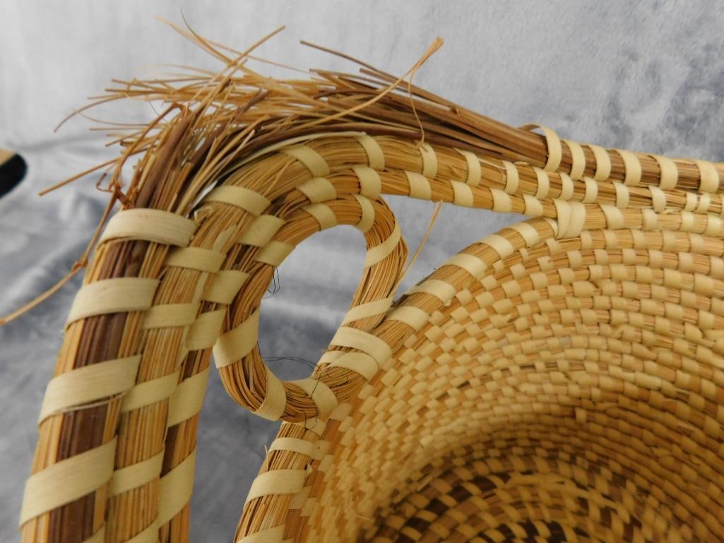 Charleston SC Sweet Grass Basket - Needs Repair - Handled -9.5" x 14" x 11" - 3