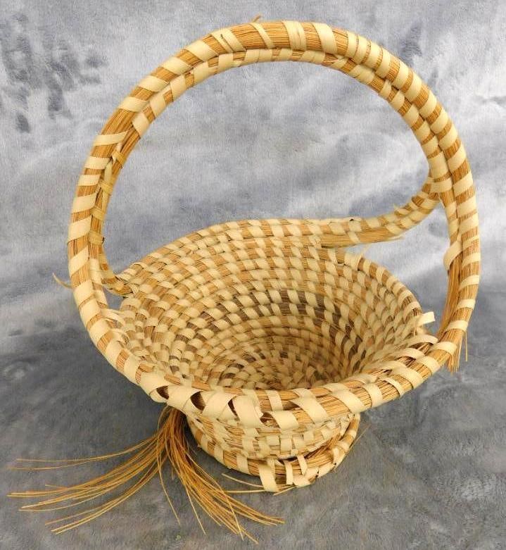 Charleston SC Sweet Grass Basket - Needs Repair - Handled - 10" x 10" x 8": See Photos For Condition and Details