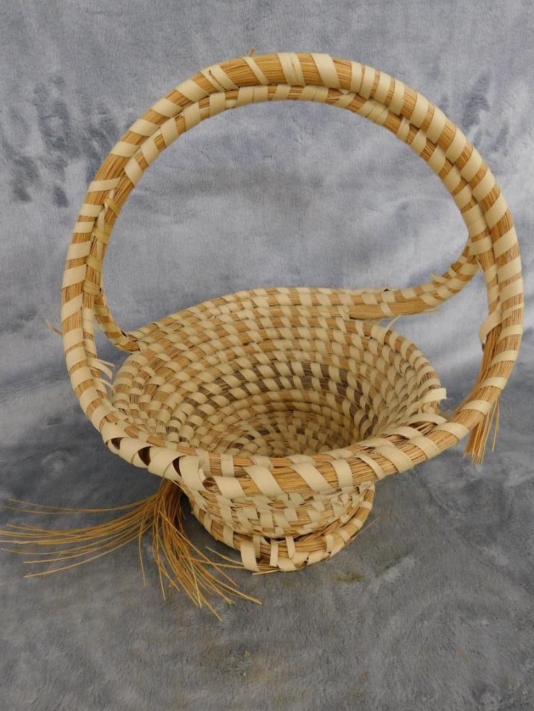 Charleston SC Sweet Grass Basket - Needs Repair - Handled - 10" x 10" x 8" - 9