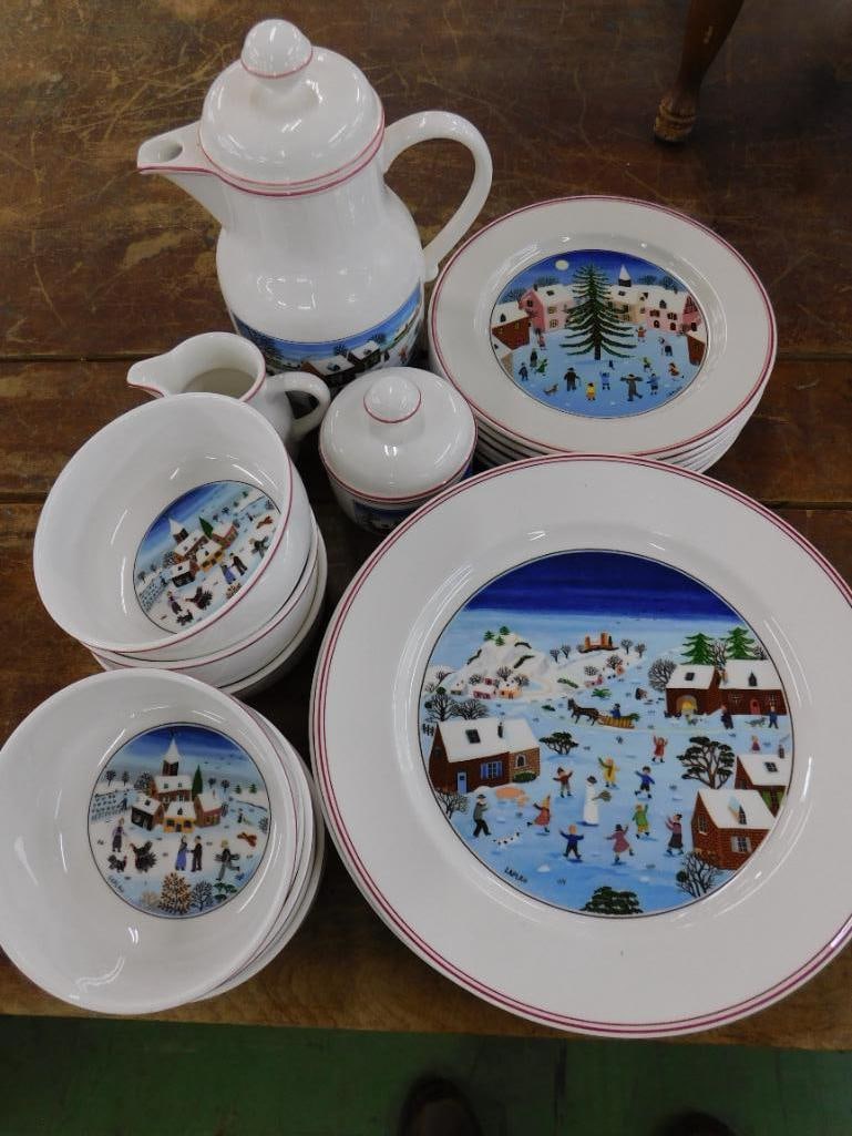 21 Piece Villeroy and Boch Plateware Set - Service For 6 - "Naif Christmas" Pattern - 11