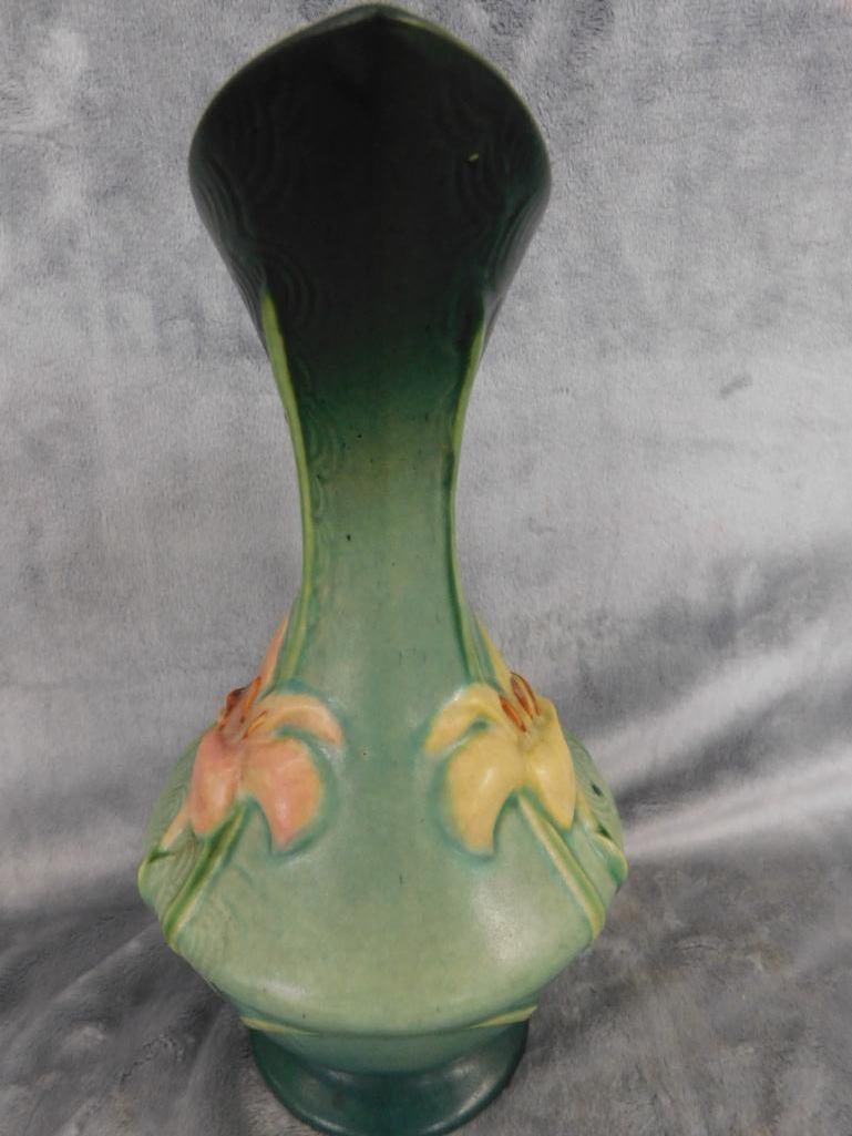 Roseville Ewer - 23-10" - Zephyr Lily Pattern - Green - 10.75" x 5.5" - 7