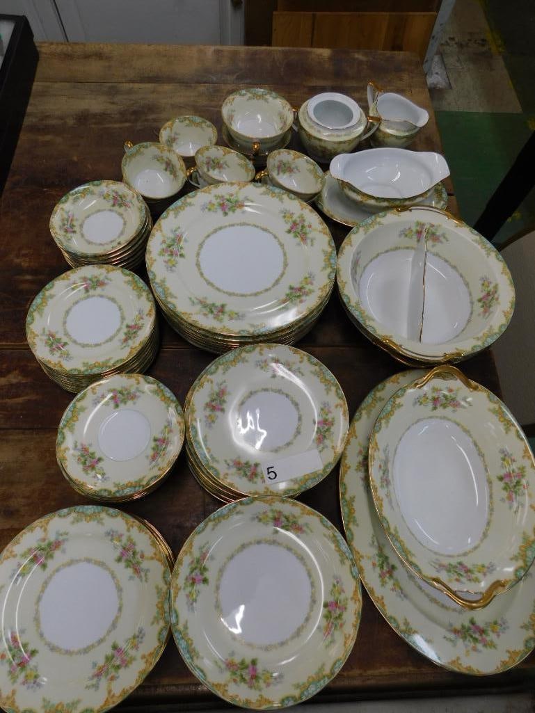 72 Piece Noritake Chine Set - Jasmine Pattern - Almost Service For 8 - Sugar Cap Missing - 14