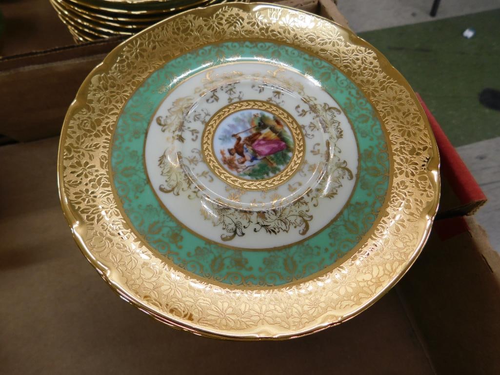 94 Piece Victoria Czechoslovakia China Set - 24K Gold Highlighted - 8