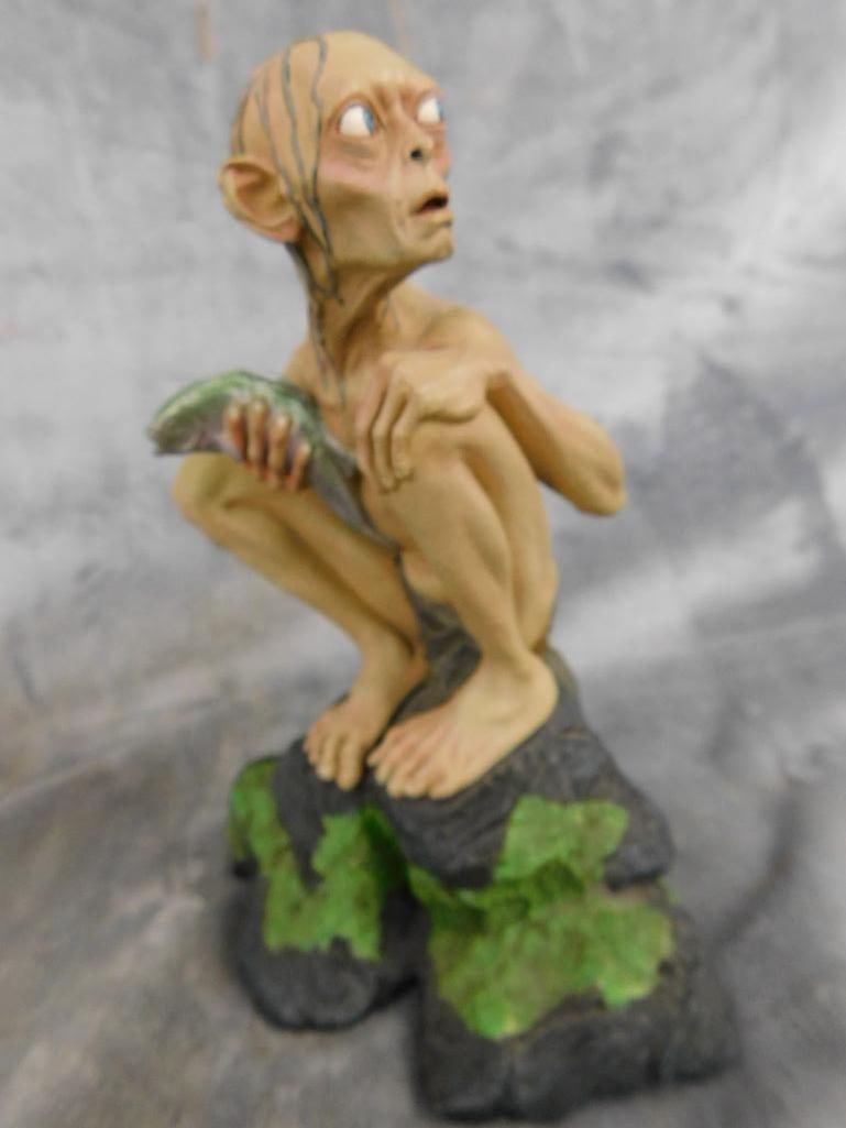 "The Lord of the Rings - Two Towers" - "Smeagol" Resin Figure - 7" x 5" x 4" - 11