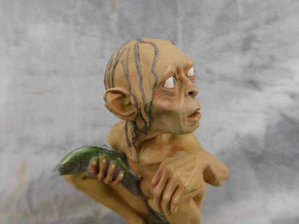 "The Lord of the Rings - Two Towers" - "Smeagol" Resin Figure - 7" x 5" x 4" - 2