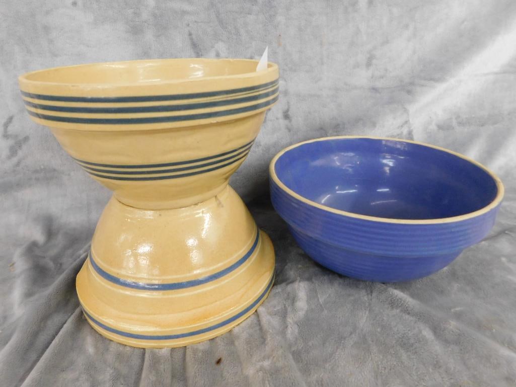 Group of 3 Vintage Mixing Bowls - USA - 4.5" x 9.5" - 2-4.5" x 9.5" - 13